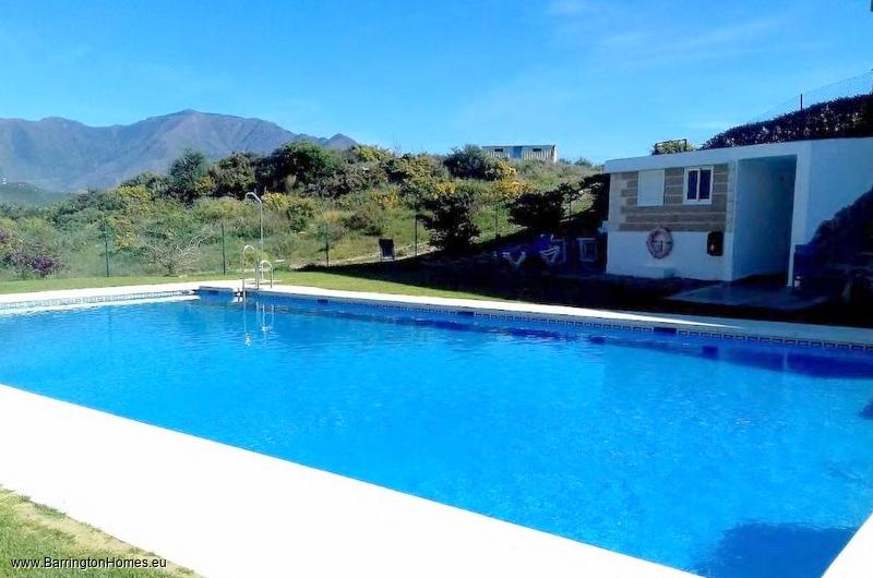 2 Bedroom Garden Apartment, Hacienda Casares, Casares Costa. 