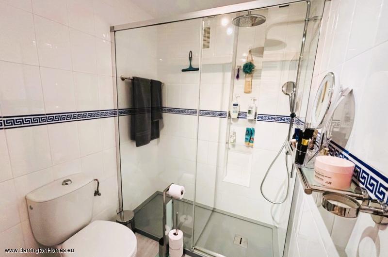 2 Bedroom Garden Apartment, Hacienda Casares, Casares Costa. 