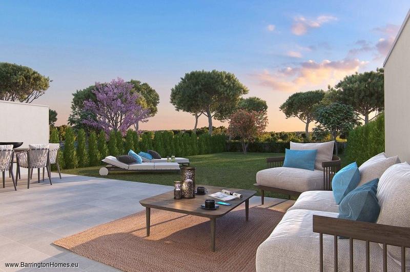 4 Bedroom Townhouses, San Roque Golf, Sotogrande. 