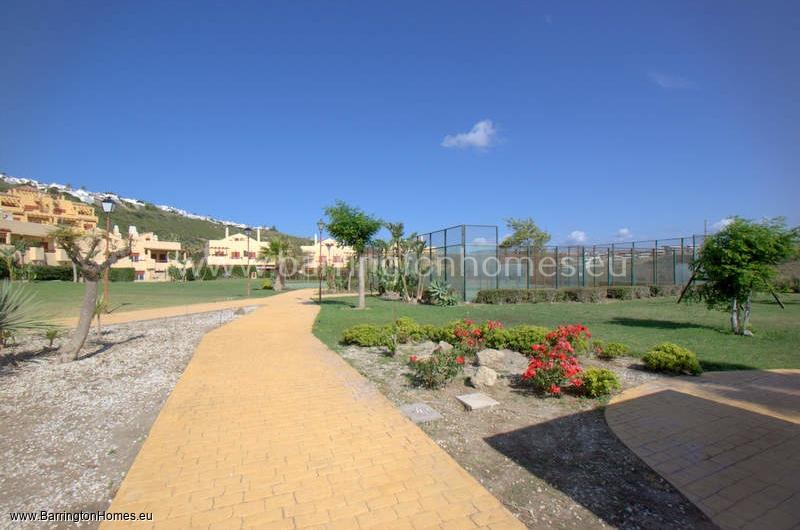 2 Bedroom Apartment, Altos de Princesa Kristina, La Duquesa. 