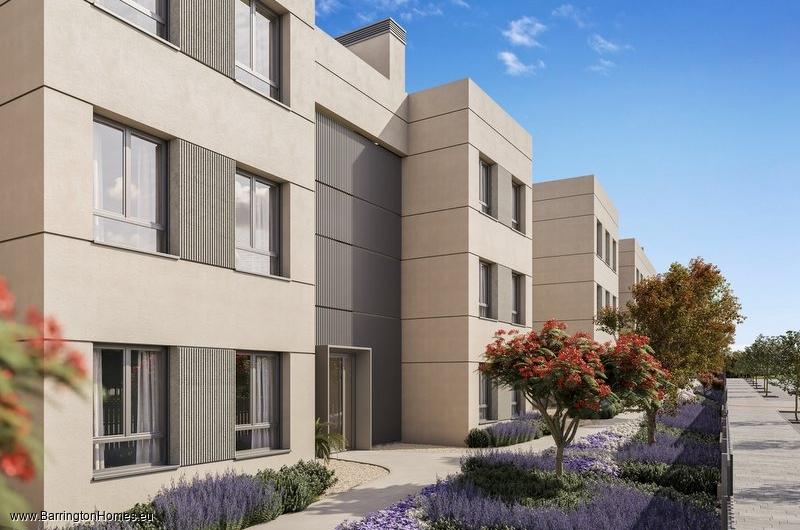 2 & 3 Bedroom Apartments, Atalaya, Estepona. 