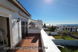 3 Bedroom Corner Townhouse, Jardines de la Duquesa, Duquesa. 