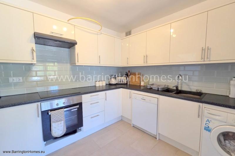 3 Bedroom Corner Townhouse, Jardines de la Duquesa, Duquesa. 