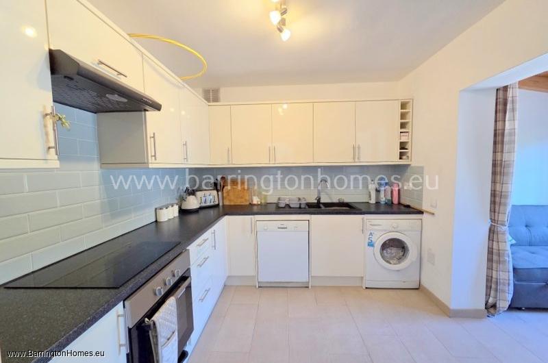 3 Bedroom Corner Townhouse, Jardines de la Duquesa, Duquesa. 