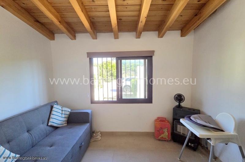 3 Bedroom Corner Townhouse, Jardines de la Duquesa, Duquesa. 