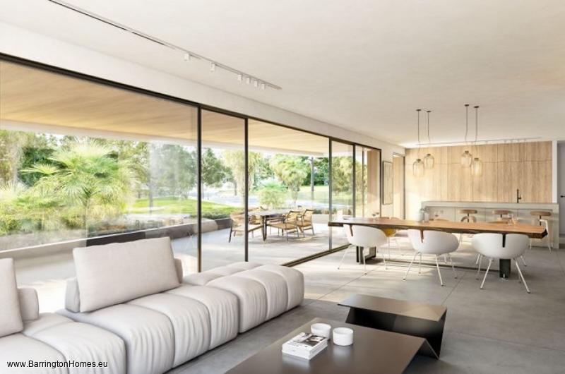 2 & 3 Bedroom Luxury Apartments, La Resina, Estepona. 