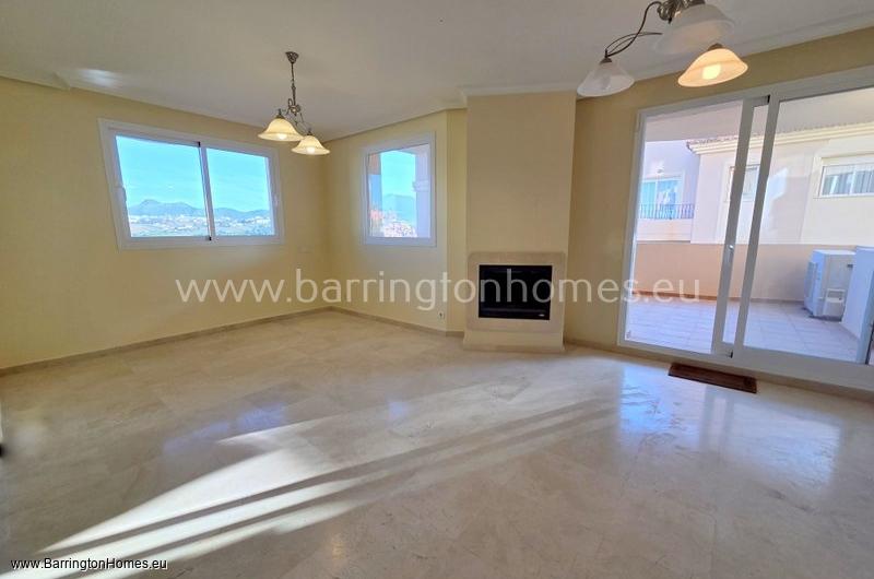 3 Bedroom, Corner Apartment, Duquesa Fairways, Duquesa. 