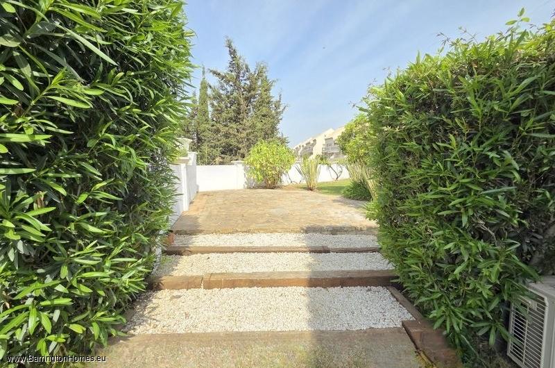 Urban Plot, Ocean Golf Villas, Duquesa. 