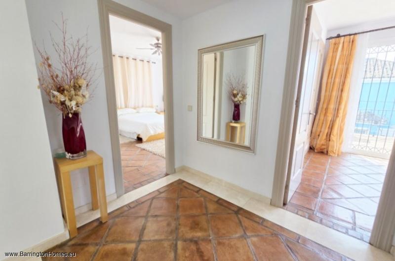 4 Bedroom Private Villa, Ocean Golf Villas, Duquesa. 