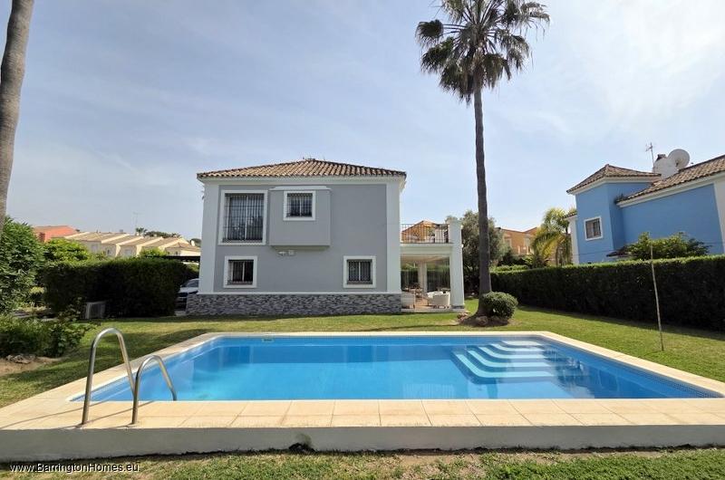 4 Bedroom Private Villa, Ocean Golf Villas, Duquesa. 