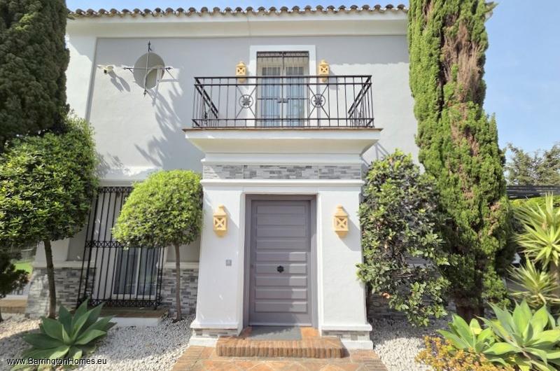 4 Bedroom Private Villa, Ocean Golf Villas, Duquesa. 