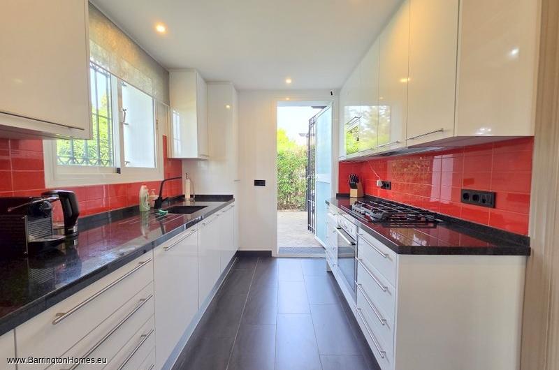 4 Bedroom Private Villa, Ocean Golf Villas, Duquesa. 