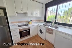 3 Bedroom, 2.5 Bathroom Townhouse, Gunilla, Duquesa. 