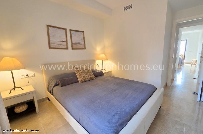 Luxury 2 Bedroom Apartment, Coto Real, Duquesa. 