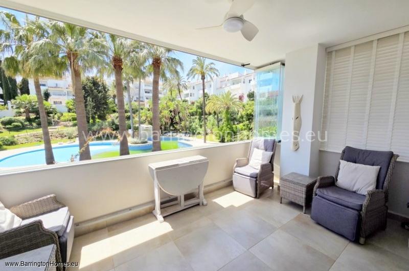 Stunning 3 Bedroom Apartment, Pueblo Camelot, Duquesa. 