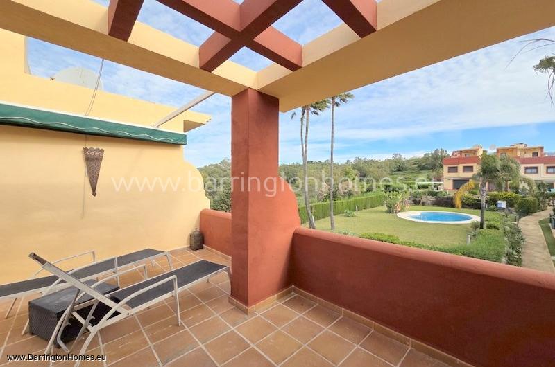 3 Bedroom, 2.5 Bathroom Townhouse, Gunilla, Duquesa. 