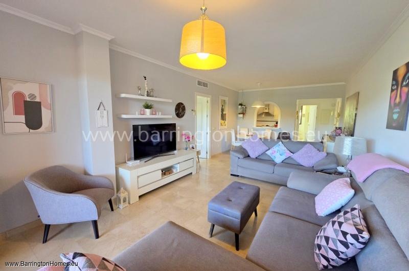 2 Bedroom Apartment, Viñas Del Golf, Casares Costa. 