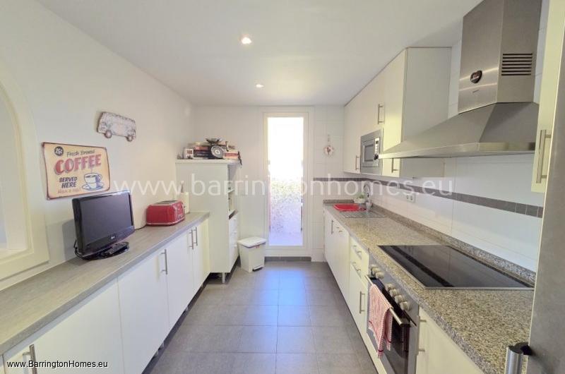 2 Bedroom Apartment, Viñas Del Golf, Casares Costa. 
