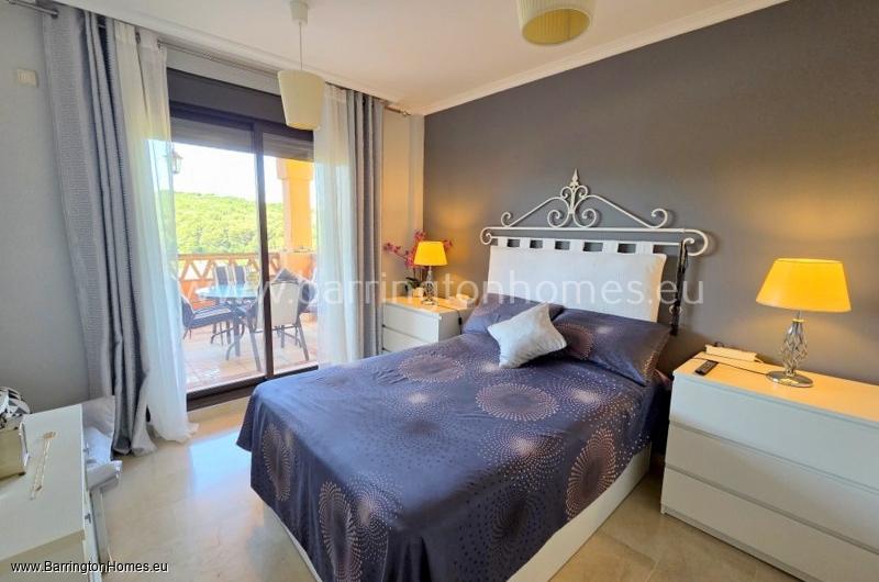 2 Bedroom Apartment, Viñas Del Golf, Casares Costa. 