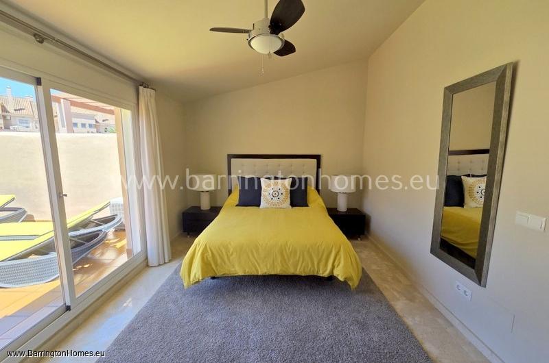 3 Bedroom Duplex Penthouse, Duquesa Fairways, Duquesa. 