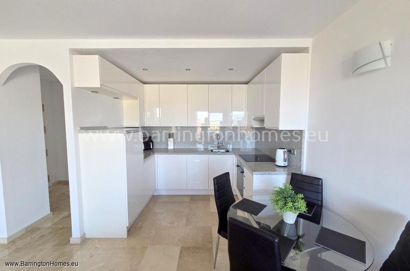 3 Bedroom Duplex Penthouse, Duquesa Fairways, Duquesa. 