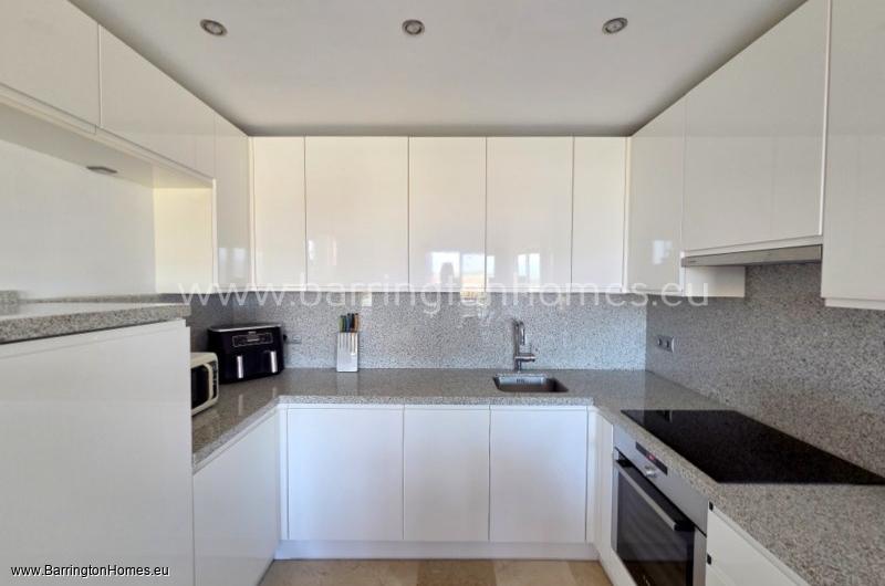 3 Bedroom Duplex Penthouse, Duquesa Fairways, Duquesa. 