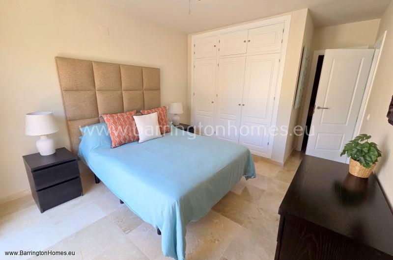 3 Bedroom Duplex Penthouse, Duquesa Fairways, Duquesa. 