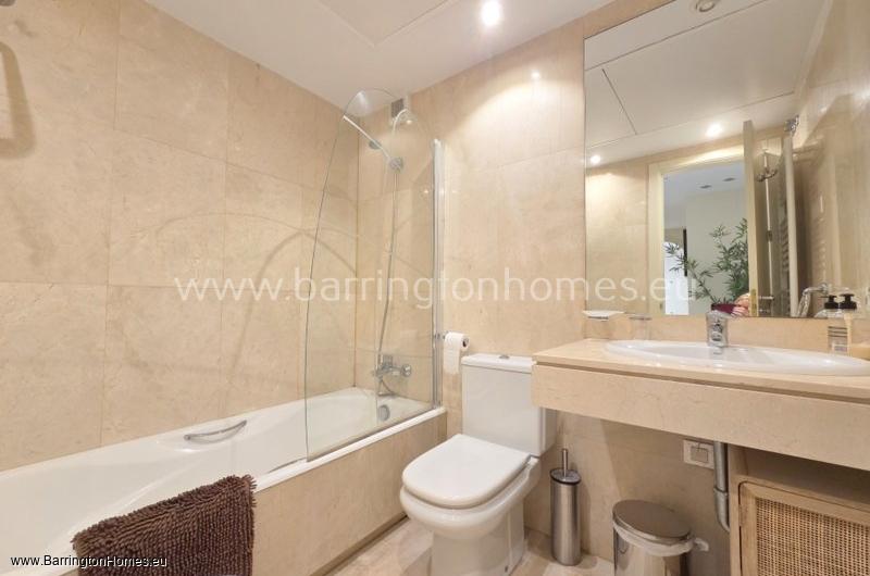 Frontline Beach 3 Bedroom Apartment, Los Granados, Duquesa. 