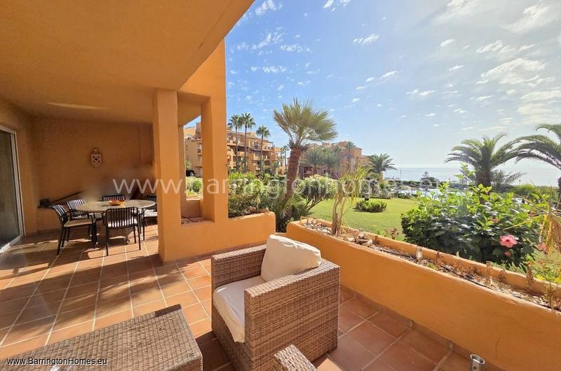 Frontline Beach 3 Bedroom Apartment, Los Granados, Duquesa. 
