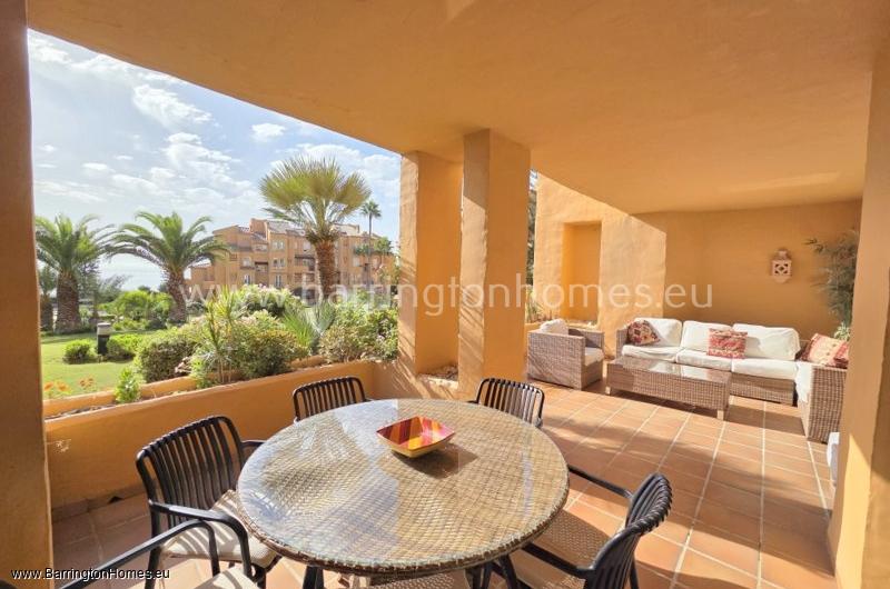 Frontline Beach 3 Bedroom Apartment, Los Granados, Duquesa. 