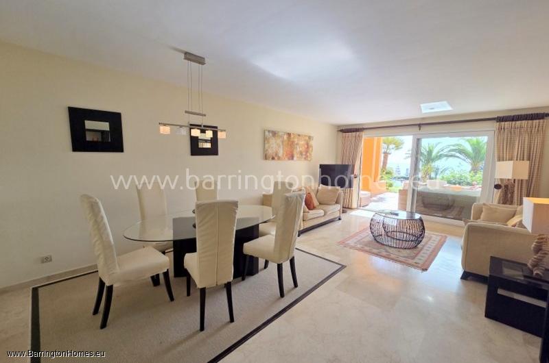 Frontline Beach 3 Bedroom Apartment, Los Granados, Duquesa. 