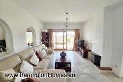 Spacious 3 Bedroom Corner Townhouse, Los Carmenes, Duquesa. 
