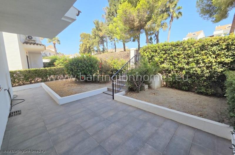 Spacious 3 Bedroom Corner Townhouse, Los Carmenes, Duquesa. 