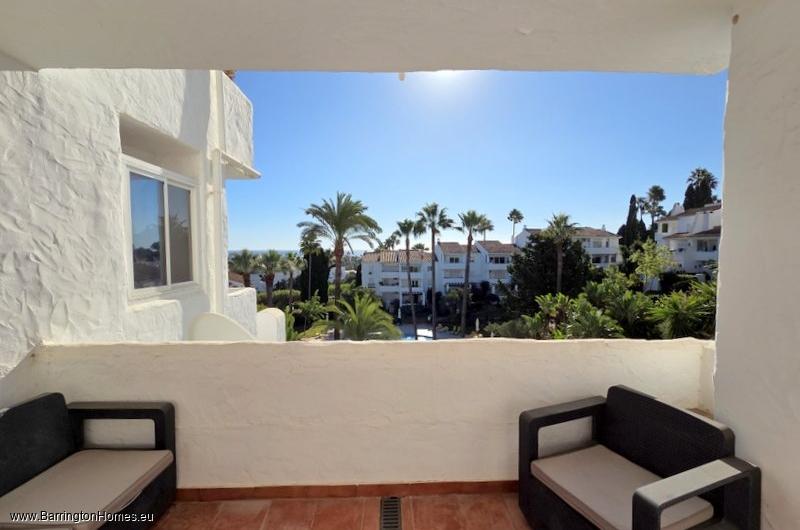 3 Bedroom Apartment, Pueblo Camelot, Duquesa. 