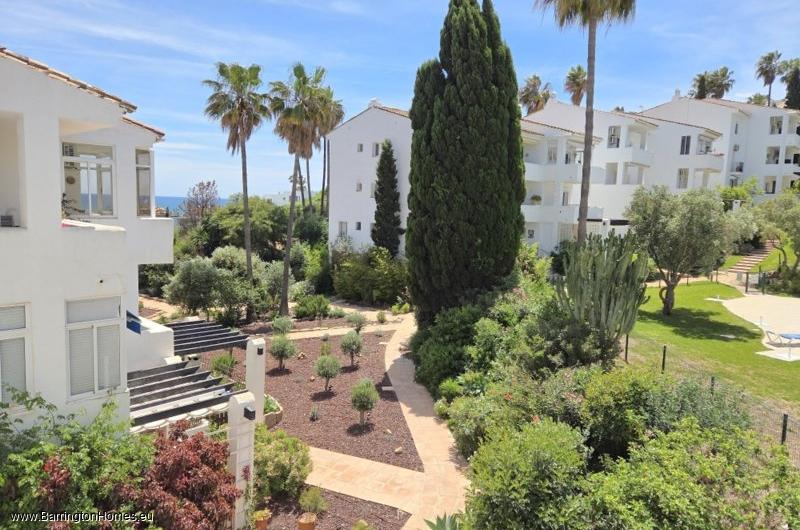 3 Bedroom Apartment, Pueblo Camelot, Duquesa. 