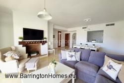 3 Bedroom Luxury Apartment, Los Castillos, Duquesa. 