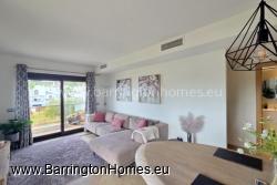 1 Bedroom Luxury Frontline Apartment, Marina del Castillo. 
