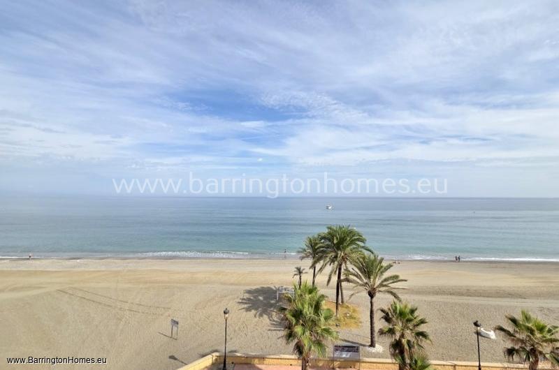 First Line 3 Bedroom Apartment, Plaza de la Colonia, Sabinillas. 