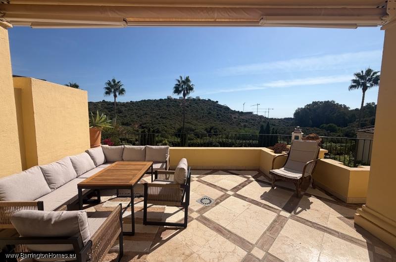 3 Bedroom Apartment, Majestic Hills, Casares Costa. 