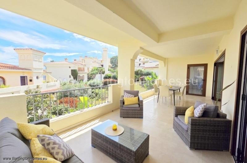 3 Bedroom Luxury Apartment, Los Castillos, Duquesa. 