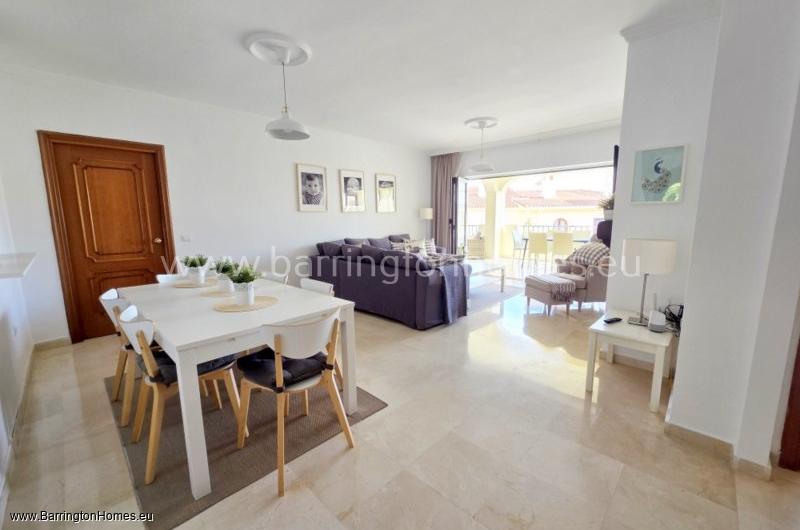 3 Bedroom Luxury Apartment, Los Castillos, Duquesa. 