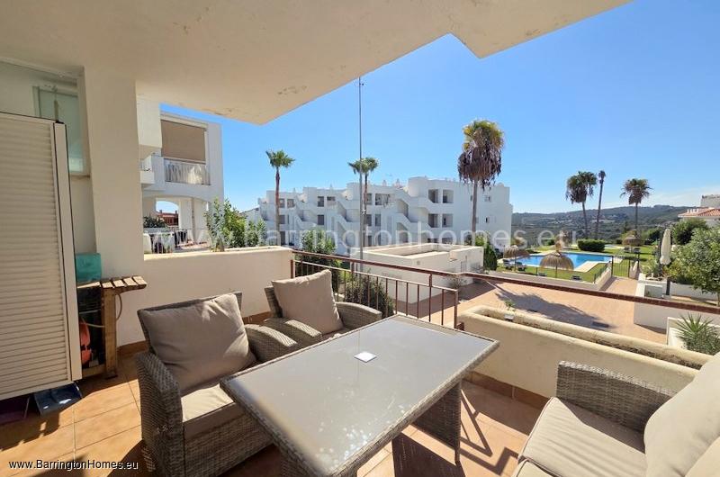 2 Bedroom Duplex Penthouse, Las Colinas, Duquesa. 