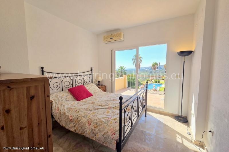 2 Bedroom Duplex Penthouse, Las Colinas, Duquesa. 