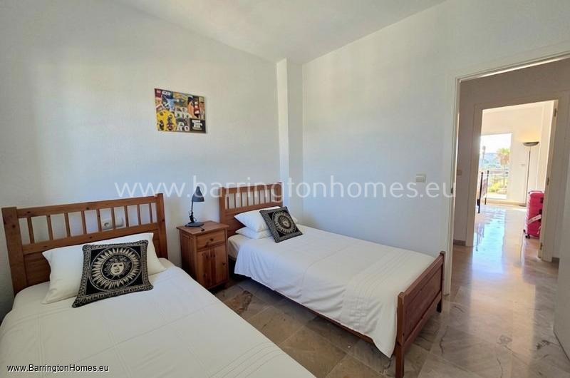 2 Bedroom Duplex Penthouse, Las Colinas, Duquesa. 